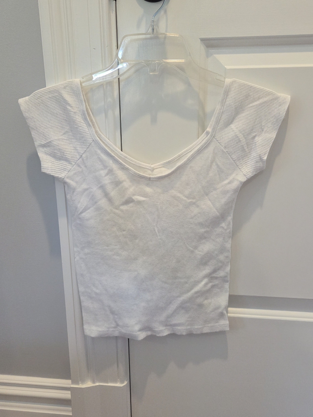 Brandy Melville White Ribbed Scoop Neck Short Sleeve Top